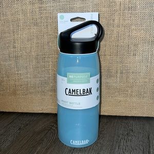 NWT CamelBak Pivot BPA-free Water Bottle 32 oz, Ice